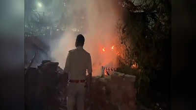 Kanpur News: सपा विधायक इरफान सोलंकी के भाई ने हमारे घर को लगा दी आग, पुलिस केवल देख रही थी तमाशा