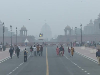 Delhi Pollution: जहरीली हवा के बीच बुधवार से खुलेंगे दिल्ली के स्कूल, जानिए कब तक दमघोंटू हवा में लेनी होगी सांस