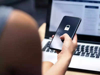 Alert ! ५ सेकंदात गायब होतील ५ लाख, Smartphone वापरताना  लहान चूक पडू शकते महागात