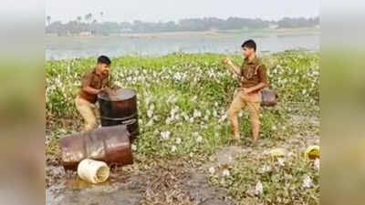 Liquor Smuggling: एशिया के सबसे बड़े ताल कहे जाने वाले सुरहा में पानी नहीं शराब है, जानिए ये है मामला