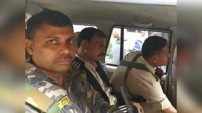 Jamshedpur News: इंटक नेता से मानगो थानेदार को घूस मांगना पड़ा महंगा, एसीबी ने 25 रुपये लेते रंगे हाथ किया गिरफ्तार