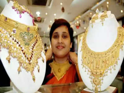 Gold Rate Today : పెరుగుతున్న బంగారం, వెండి ధరలు.. హైదరాబాద్‌లో తులం బంగారమెంత?