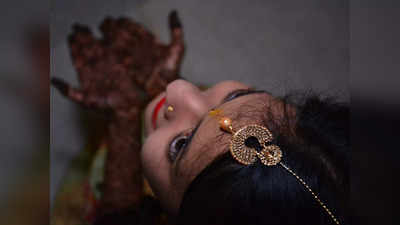 Hindu Rituals: নাকের বাঁ দিকে নাকছাবি পরেন? শুনুন কী বলছে শাস্ত্র