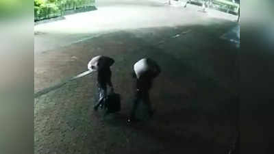 Salkanpur Dham Theft: सीसीटीवी वीडियो में दिखे चोर, सलकनपुर धाम से बोरियों में ले जा रहे रुपए