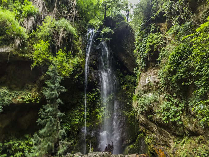 जीभी झरना - Jibhi Waterfall