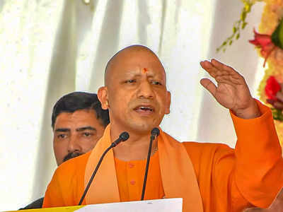 Yogi Adityanath: आज से गुजरात चुनाव में यूपी के सीएम योगी आदित्यनाथ की एंट्री, मोरबी, भरूच और सूरत में करेंगे प्रचार