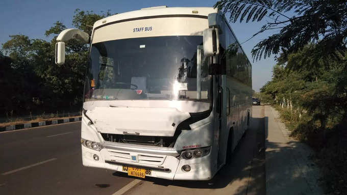 gandhinagar schoo van accident