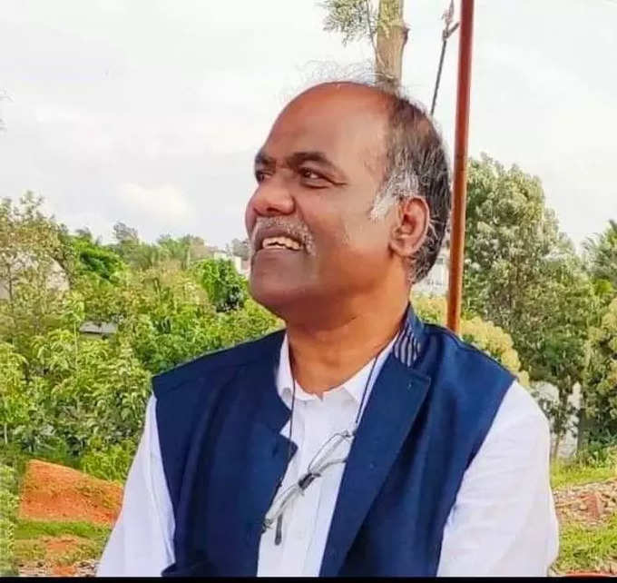 Dr. Mahesh Chandra Guru