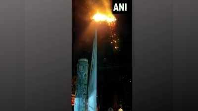 Video: तमिलनाडु के भद्रकाली अम्मन मंदिर के टावर में लगी आग, सामने आया वीडियो