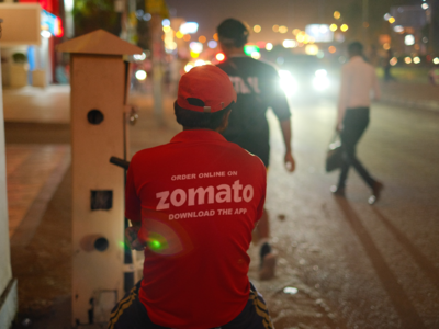 ஆட்குறைப்பு நிறுவனங்களின் பட்டியலில் Zomato; பணிநீக்க சதவீதம் எவ்வளவு தெரியுமா?