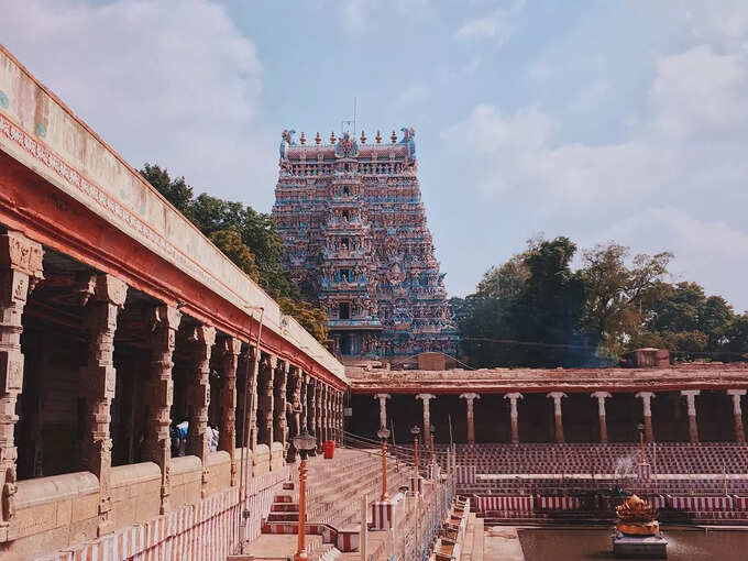 ​మీనాక్షి అమ్మ ఆలయం, మదురై..