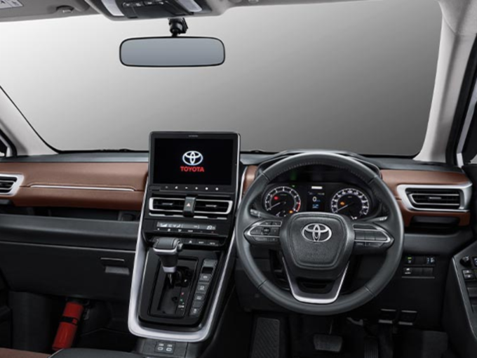 இன்டீரியர் வசதிகள் (Toyota Innova Hycross Interior)