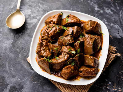 Mutton Recipe: বিয়েবাড়ি স্টাইলে খাসির মাংস খেতে মন চাইছে? ডিনারে আজই বানিয়ে নিন