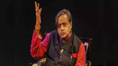 Shashi Tharoor Kerala Tour: ಕೇರಳದಲ್ಲಿ ಸೃಷ್ಟಿಯಾಗುವುದೇ ತರೂರ್ ಬಣ? ಸಂಸದನ ಪ್ರವಾಸದಿಂದ ಕಾಂಗ್ರೆಸ್‌ನಲ್ಲಿ ತಳಮಳ