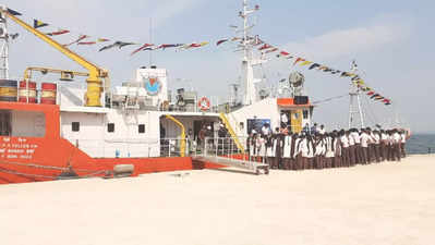 Long Liner Fishing Boat - ಕಾರವಾರದಲ್ಲಿ ಲಾಂಗ್ ಲೈನರ್ ಫಿಶಿಂಗ್ ಬೋಟ್ ಪ್ರಾತ್ಯಕ್ಷಿಕೆ:ಮೀನುಗಾರರು ಹೇಳುತ್ತಿರುವುದೇನು?