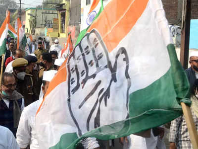 Congress Ticket: ಚಿಕ್ಕಮಗಳೂರು ಜಿಲ್ಲೆಯಲ್ಲಿ ಕಾಂಗ್ರೆಸ್‌ ಟಿಕೆಟ್‌ಗೆ ಭಾರೀ ಫೈಟ್‌; 5 ಕ್ಷೇತ್ರಗಳಲ್ಲಿ 33ಕ್ಕೂ ಹೆಚ್ಚು ಅರ್ಜಿ