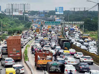 Hebbal Flyover: ಹೆಬ್ಬಾಳ ಫ್ಲೈ ಓವರ್ ಸಂಕಷ್ಟ: 10 ಮಾರ್ಗ ಎರಡಾಗಿದ್ದೇ ಟ್ರಾಫಿಕ್ ಜಾಮ್‌ಗೆ ಕಾರಣ