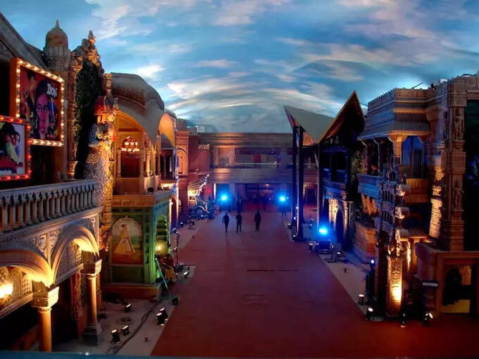 कल्चर गली, किंगडम ऑफ ड्रीम्स, गुड़गांव - Culture Gully, Kingdom Of Dreams, Gurgaon