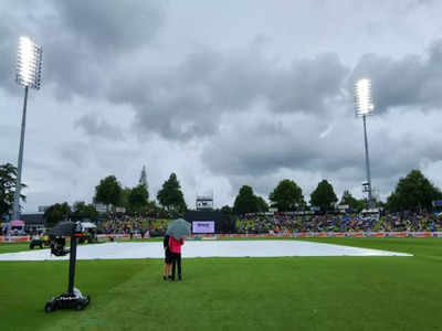 NZ vs IND 2nd ODI: వరుణుడి ఆటంకం.. నిలిచిపోయిన మ్యాచ్