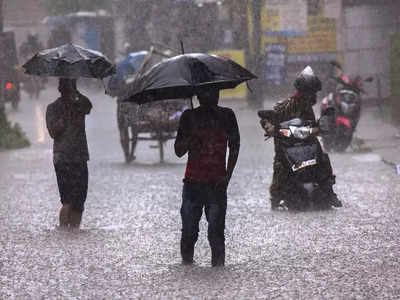 மிரட்ட ரெடியாகும் ரெண்டு புயல்கள்... அடுத்த பெருமழைக்கு ரெடியாகும் தமிழகம்!