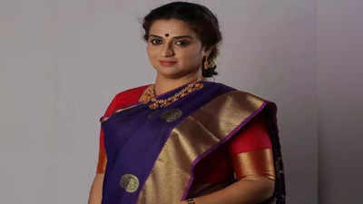 Pavitra Lokesh: மார்பிங் செய்து ஆபாசமாக பதிவிடுகின்றனர்: பிரபல நடிகை பகீர் புகார்.!