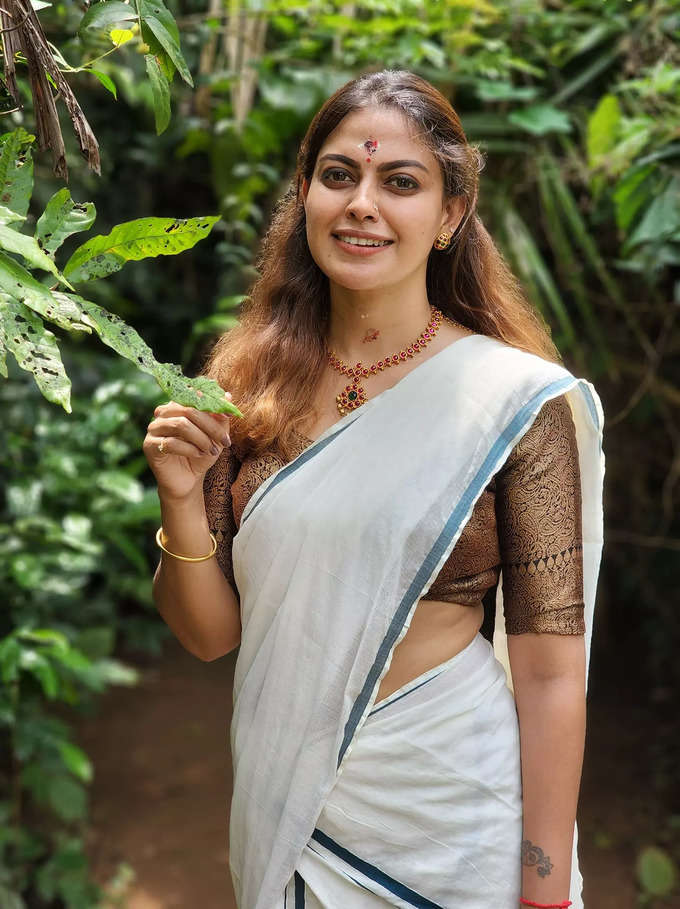 ആലോചിക്കാറുണ്ട്