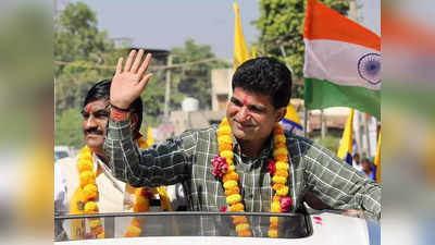 Gujarat Election: खंभालिया से कांग्रेस-बीजेपी के सामने AAP के CM कैंडिडेट इसुदान गढ़वी, ट्राएंगुलर फाइट में किसकी होगी जीत?