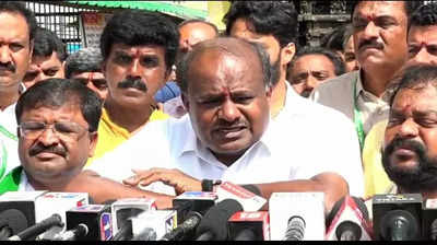 HD Kumaraswamy : ತಲೆ ಒಡೆದು ಬಂದವರನ್ನು ಪಕ್ಷಕ್ಕೆ ಸೇರಿಸಿಕೊಂಡಿದ್ದಾರೆ : ಬಿಜೆಪಿ ವಿರುದ್ಧ ಎಚ್‌ಡಿಕೆ ವಾಗ್ದಾಳಿ