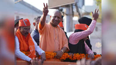 Gujarat Polls: गोधरा की धरा पर सजा भगवा रंग, मंदिर बनने लगा है...की गूंज, फायर ब्रांड योगी का रोड शो तो देखिए