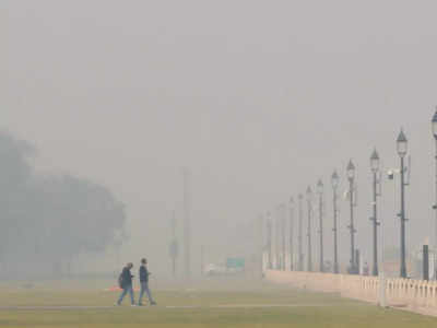 Delhi Weather Today: सुबह-शाम कंपकंपी तो दिन में गर्मी का अहसास... कन्‍फ्यूज कर रहा दिल्‍ली का मौसम