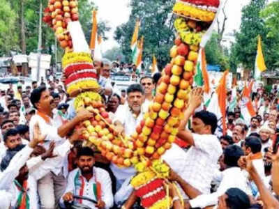 ಚಿಕ್ಕಮಗಳೂರಿನಲ್ಲಿ ಡಿಕೆಶಿ ಮುಂದೆ ಕಾಂಗ್ರೆಸ್ ಟಿಕೆಟ್ ಆಕಾಂಕ್ಷಿಗಳ ಬಲ ಪ್ರದರ್ಶನ