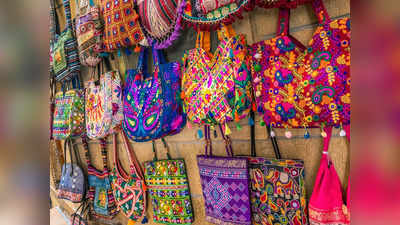 Sadar Bazar की ‘नबी करीम मार्केट’ सुनी है? शादी के लिए 50 रुपए में यहां मिलते हैं चमकदार और ब्रांडेड बैग