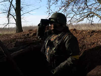 यूक्रेन की सेना ने बनाई सरेंडर हॉटलाइन, हर दिन 100 रूसी सैनिकों की आती है कॉल