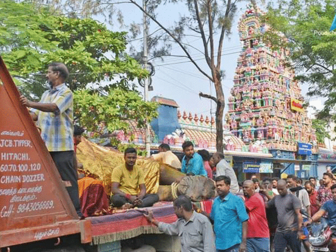 क्रेन से उठाकर लाया गया शरीर