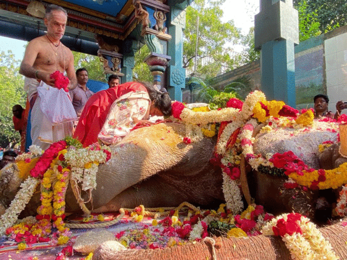 मुख्यमंत्री और उपराज्यपाल ने दी श्रद्धांजलि