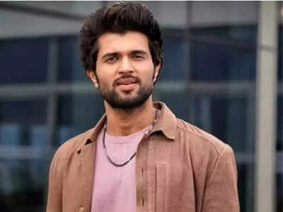 Vijay Deverakonda: लाइगर की फंडिग पर विजय देवरकोंडा से ED की 12 घंटे पूछताछ, एक्टर बोले- मैंने फर्ज निभाया