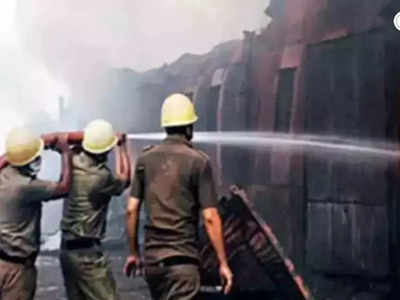 Fire In New Town: নিউটাউনের বলাকা আবাসনে ভয়াবহ আগুন, ফ্ল্যাটের মধ্যে তীব্র বিস্ফোরণ