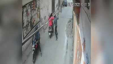 Kanpur : स्कूटी सवार महिला से फिल्मी स्टाइल में लूट, पहले बाइक लगाकर रोका फिर तोड़ी चेन, घटना CCTV में कैद