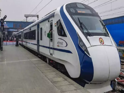 Vande Bharat Express : વંદે ભારત ટ્રેનને નડ્યો અકસ્માત, વાપી અને સંજાણ વચ્ચે થોડો સમય રોકવી પડી