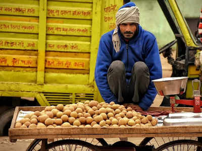 Kolkata Market Price: বাজারে আলু 16 টাকা, সস্তায় মিলছে আর কোন কোন সবজি?