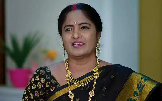 సౌందర్యకు జలక్ ఇచ్చిన మోనిత..