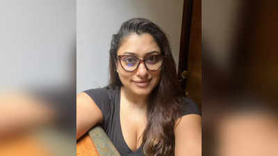 Malavika: 43 வயதிலும் குறையாத அழகு: மாளவிகாவின் அசத்தல் போட்டோஸ்.!