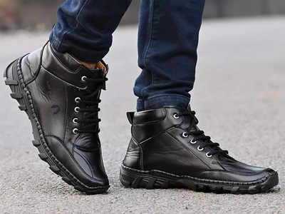 ठंड से बचने और फैशनेबल दिखने के लिए Black Boots For Men हैं परफेक्ट, इनका डिजाइन देगा क्लासी लुक