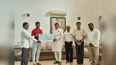 MB Patil Helps Poor Students-ಬಡ ರೈತ, ಕೃಷಿ ಕಾರ್ಮಿಕನ ಮಕ್ಕಳ ಎಂಬಿಬಿಎಸ್ ಪ್ರವೇಶಕ್ಕೆಧನ ಸಹಾಯ ಮಾಡಿ ಹೃದಯ ವೈಶಾಲ್ಯತೆ ಮೆರೆದ ಎಂ.ಬಿ.ಪಾಟೀಲ್