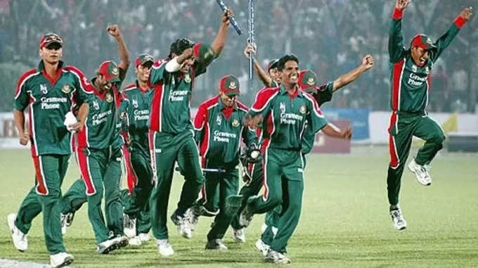 ​2004, दूसरा वनडे, ढाका