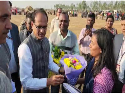 Shivraj Singh Chouhan: बदले-बदले से हैं सीएम शिवराज के अंदाज, औचक निरीक्षण और ऑन द स्पॉट कार्रवाई से सकते में अफसर