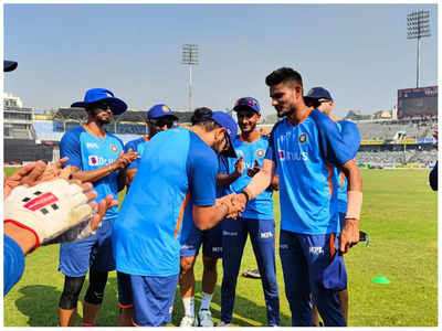 Dhaka ODI: టాస్ గెలిచిన బంగ్లా.. సిరీస్ నుంచి పంత్ ఔట్.. కొత్త పాత్రలో రాహుల్‌!