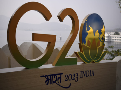 G-20 ಶೃಂಗದ ಲೋಗೋದಲ್ಲಿ ‘ಕಮಲ’! ಬೇರೆ ರಾಷ್ಟ್ರೀಯ ಹೆಗ್ಗುರುತು ಇಲ್ವಾ ಅಂದ್ರು ಮಮತಾ ಬ್ಯಾನರ್ಜಿ