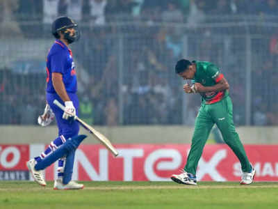 IND vs BAN Test: कप्तान रोहित चोटिल, अब टीम इंडिया के लिए एक और बैड न्यूज, दिग्गज गेंदबाज टेस्ट सीरीज से होगा बाहर!