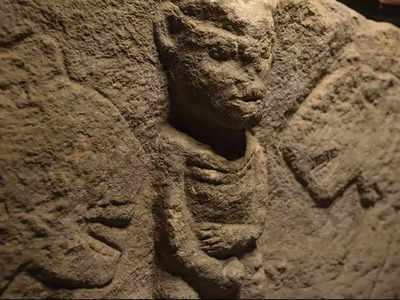 World Oldest Narrative Carving: तुर्की में मिली दुनिया की सबसे पुरानी कथा नक्काशी, तेंदुओं से घिरा इंसान लिंग पकड़े नजर आया 